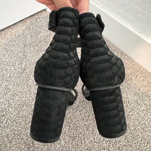 Jeffrey Campbell Laura Block Heel Ankle Strap Open Toe Heels Sandals Black 6.5 - Picture 7 of 9